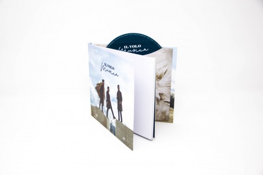 Libro con porta CD-8