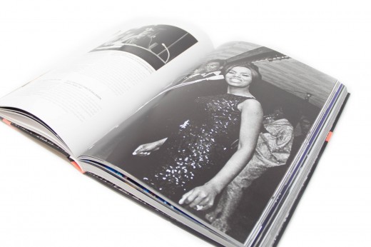 Libro con porta CD-14