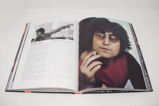 Libro con porta CD-15