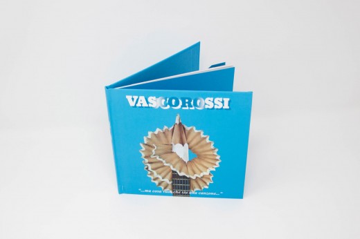 Libro con porta CD-9